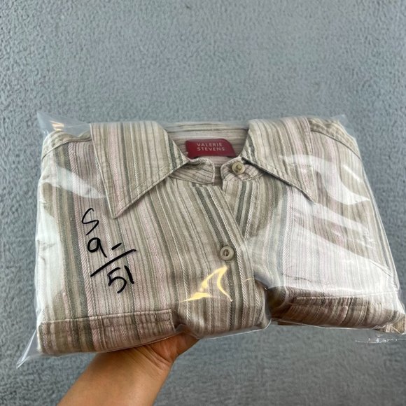 Valerie Stevens Women Small Cotton Button down blouse - Picture 8 of 8